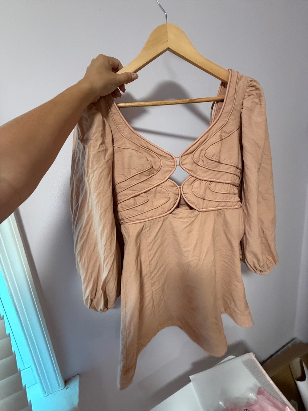 FARM Rio Beige Puff Sleeve Cutout dress